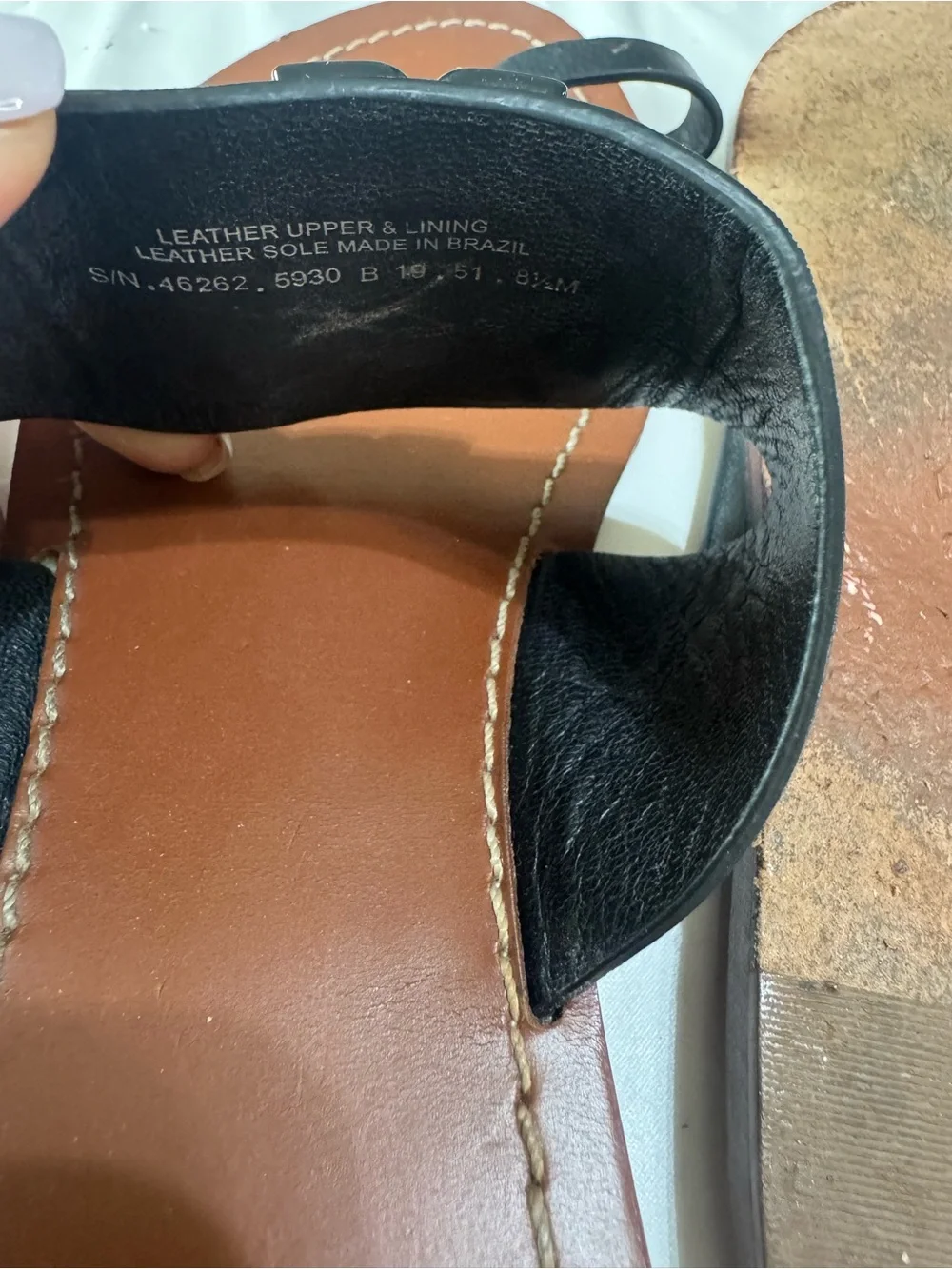 Tory Burch Black Leather Slide Sandals with Toe Loop size 8.5